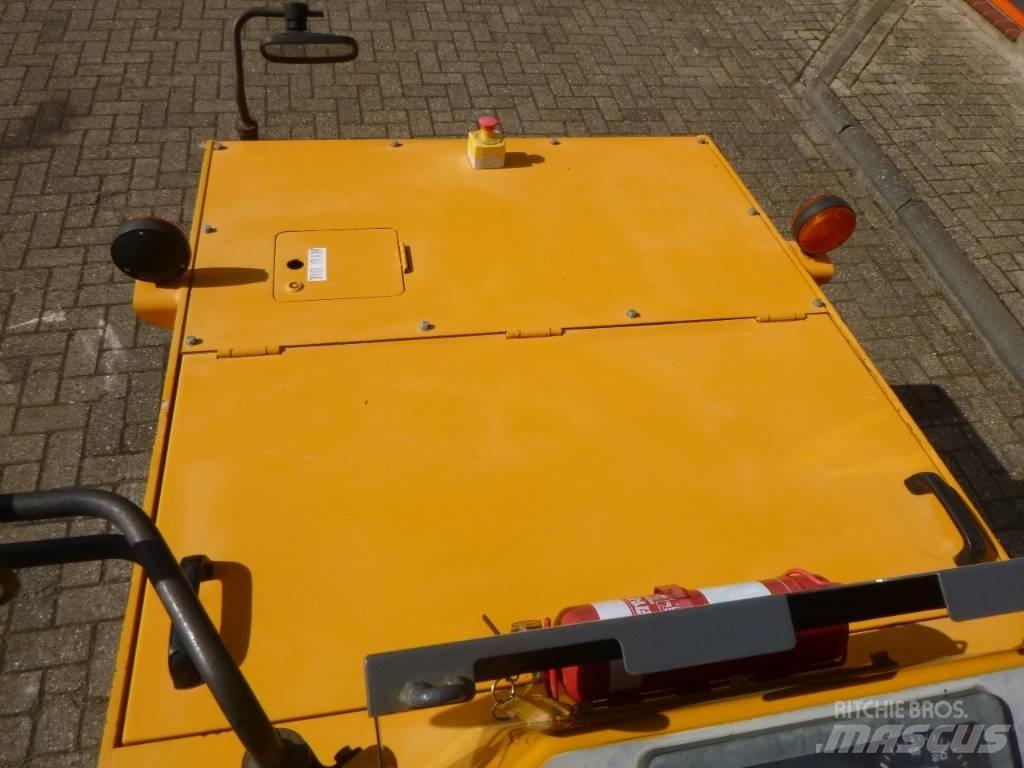 Sakai TS160-2 Walce ogumione
