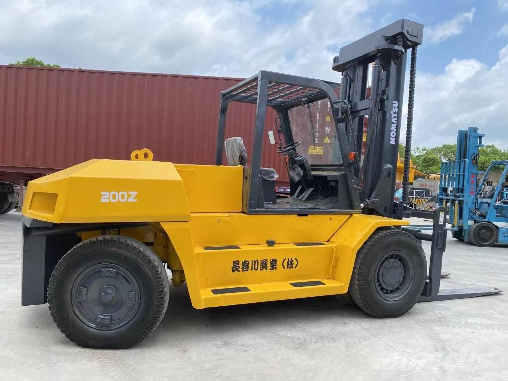 Komatsu FD 160 Wózki Diesla