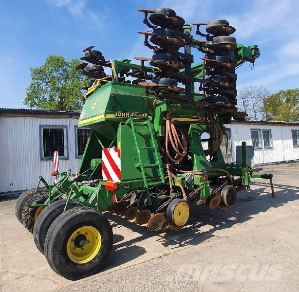 John Deere 750 A Maszyny rolnicze - Inne