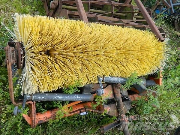  Traktora birste Zamiatarki - Zgarniarki - Odśnieżarki