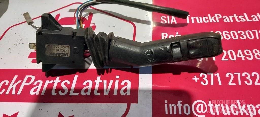 Scania 124.    1402449 Kabiny i wnętrze
