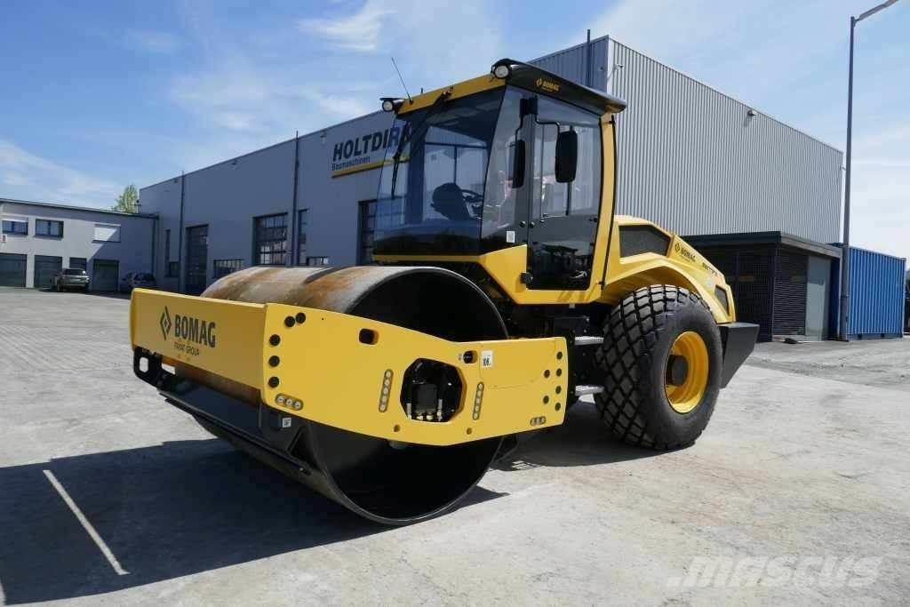 Bomag BW 213 D-5 Zagęszczarki gruntu