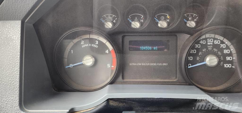 Ford F 450 XL SD Pick-upy / Pojazdy z otwieranymi burtami