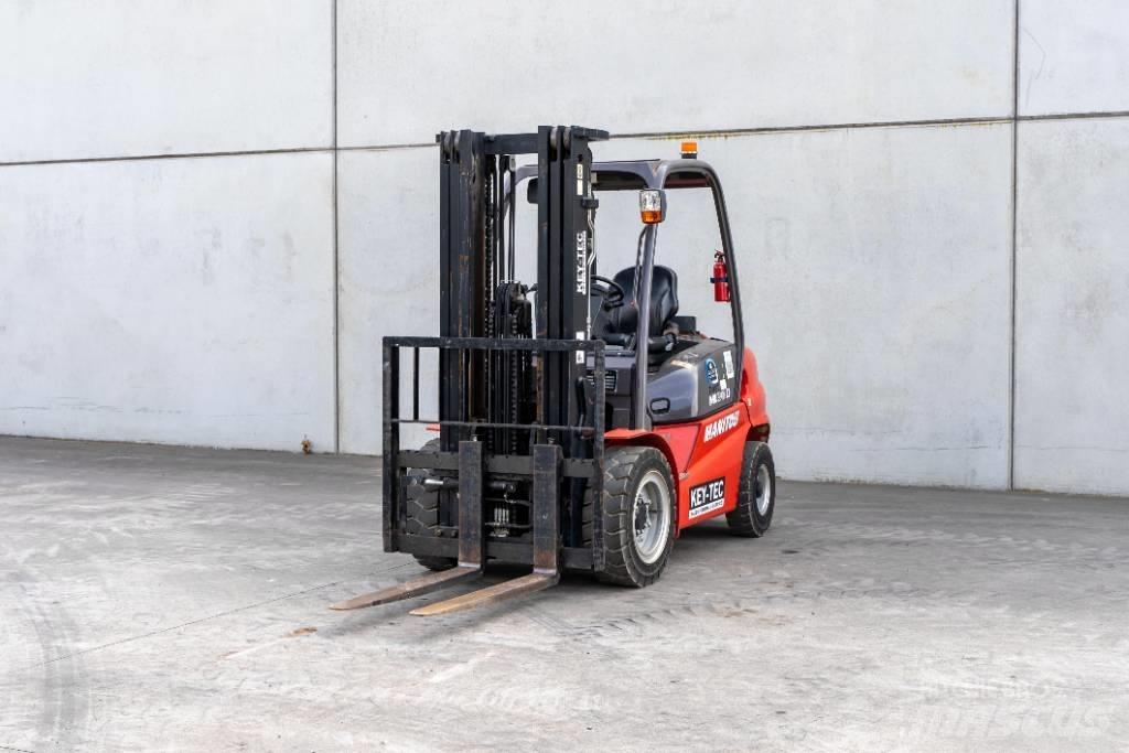 Manitou MI 30 D Wózki Diesla
