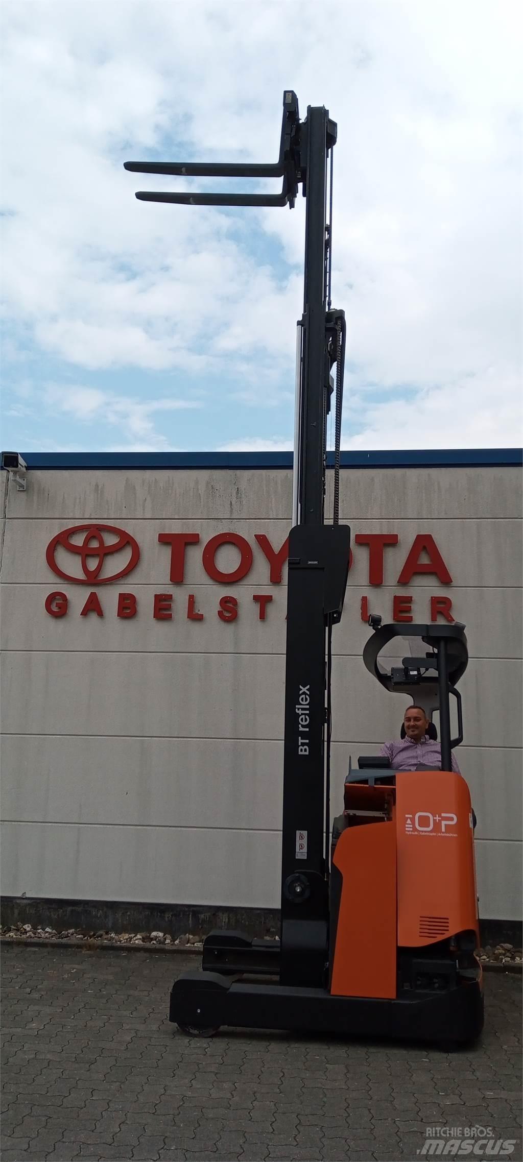 Toyota RRE 160H Wózki widłowe wysokiego składowania