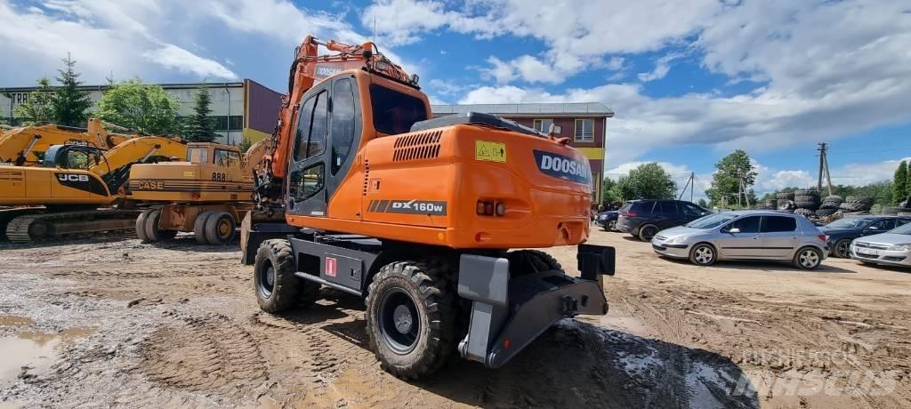 Doosan DX 160 W Koparki kołowe