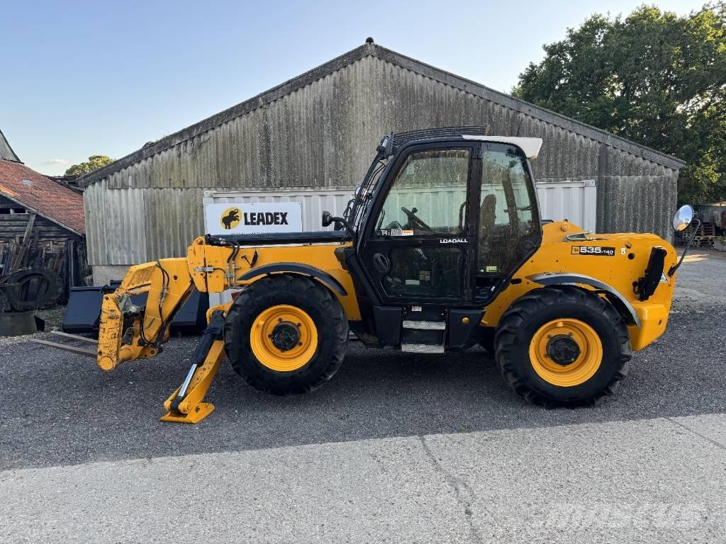 JCB 535-140 Hiviz Ładowarki teleskopowe
