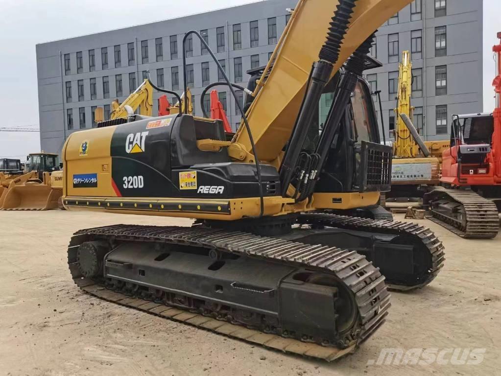 CAT 320 D Koparki gąsienicowe
