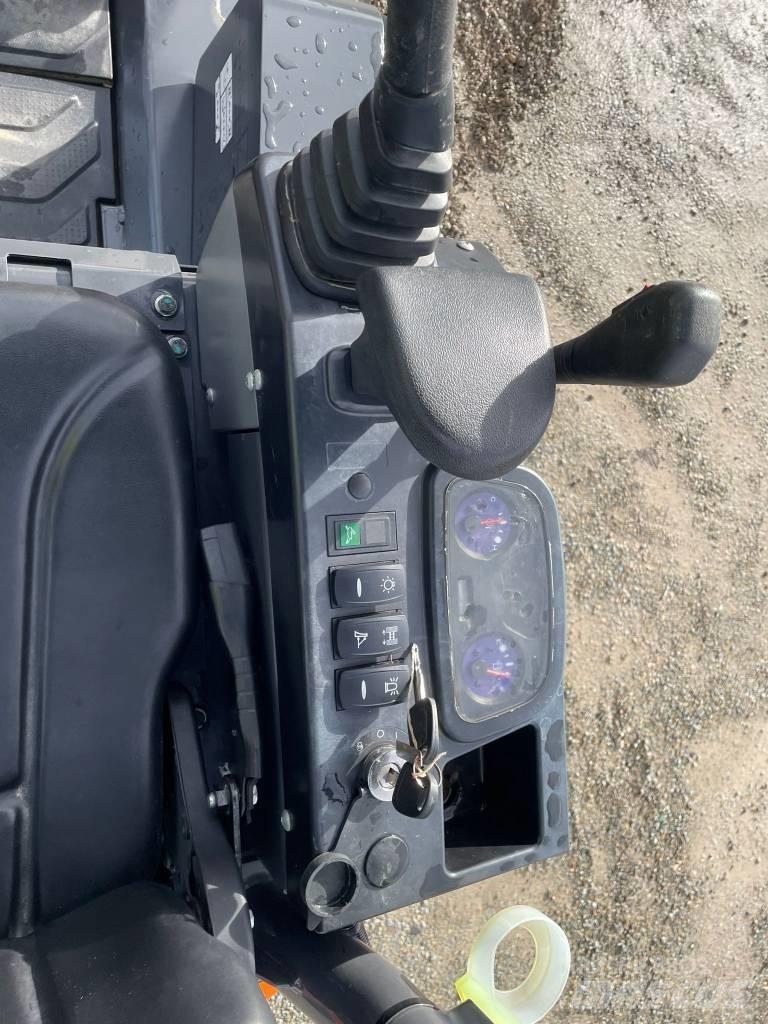 Doosan DX20z Minikoparki