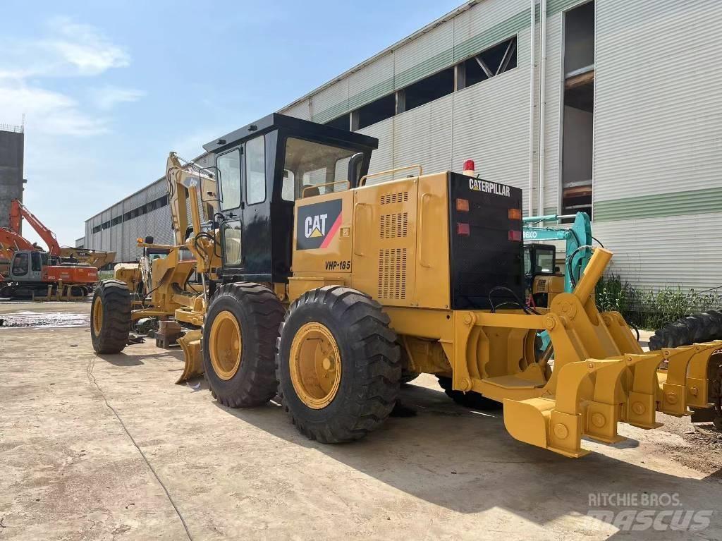 CAT 140 K Równiarki