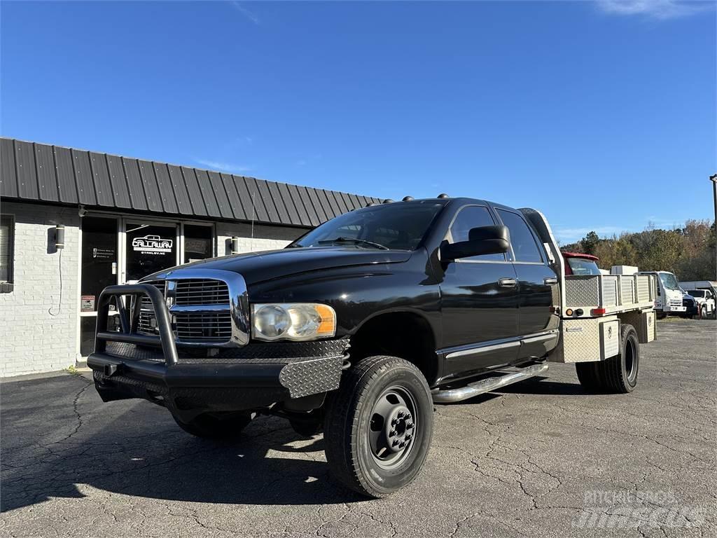 Dodge RAM 3500 Ciężarówki typu Platforma / Skrzynia