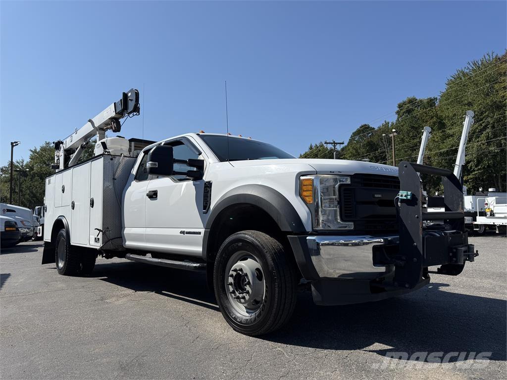 Ford F550 Pojazdy komunalne