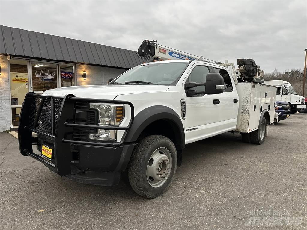 Ford F550 Pojazdy komunalne