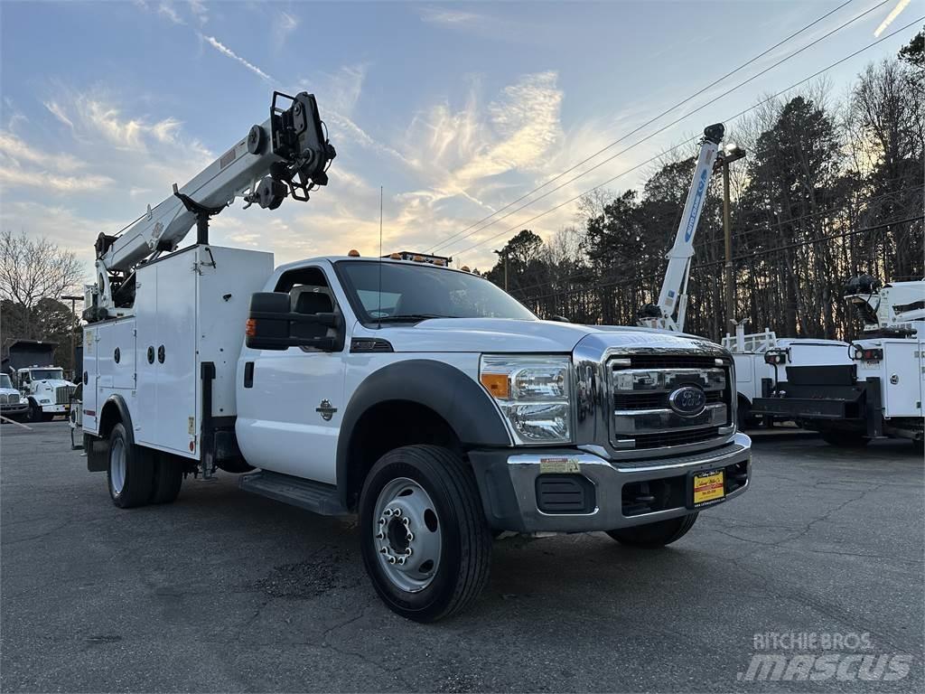 Ford F550 Pojazdy komunalne