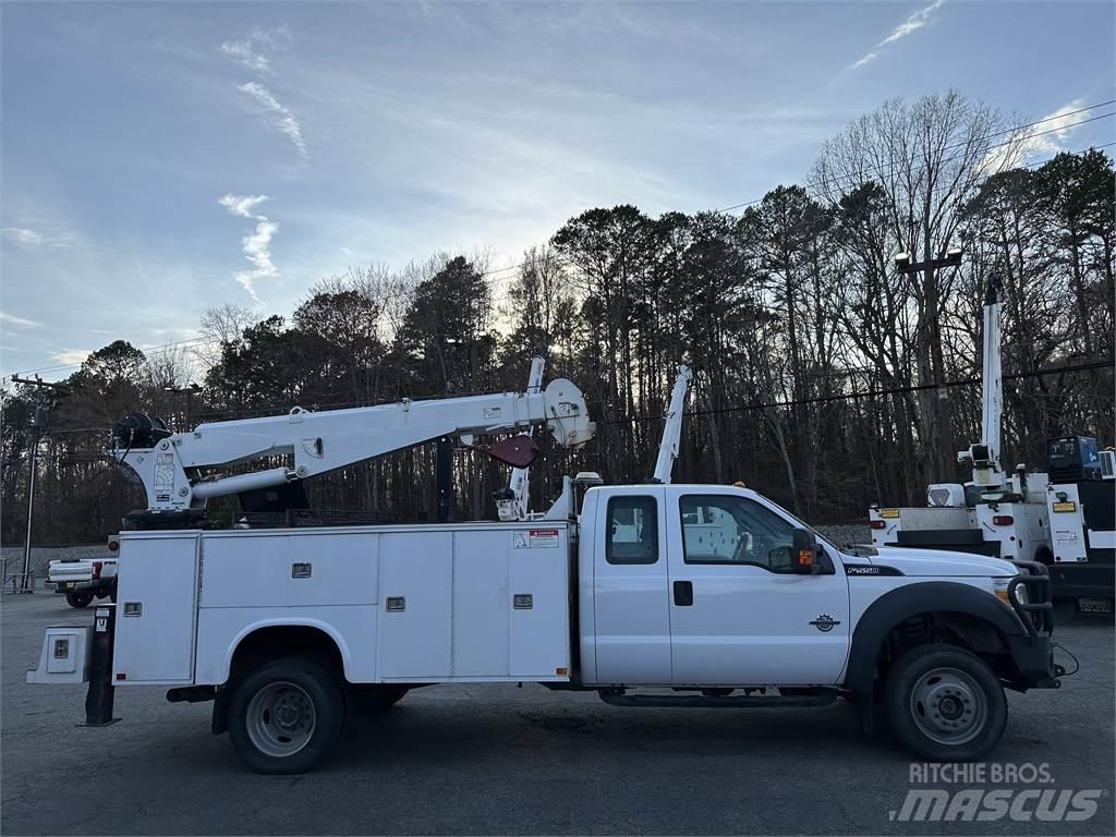 Ford F550 Pojazdy komunalne