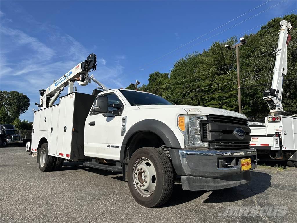 Ford F550 Pojazdy komunalne