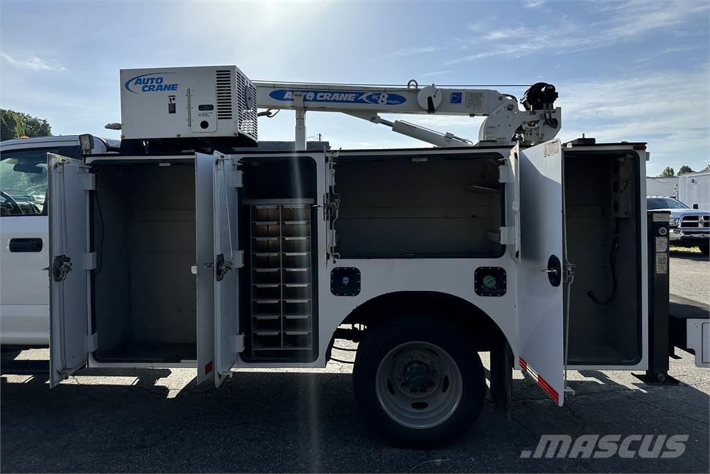 Ford F550 Pojazdy komunalne