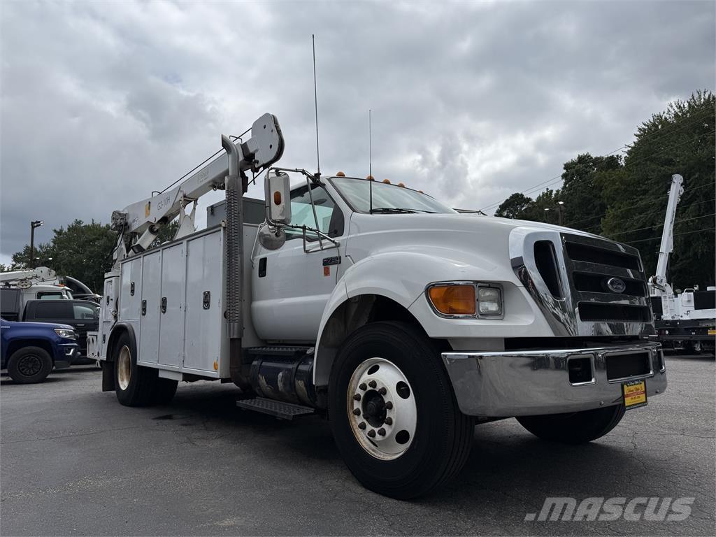 Ford F750 Pojazdy komunalne