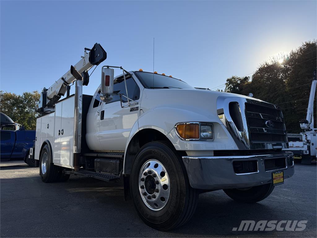 Ford F750 Pojazdy komunalne