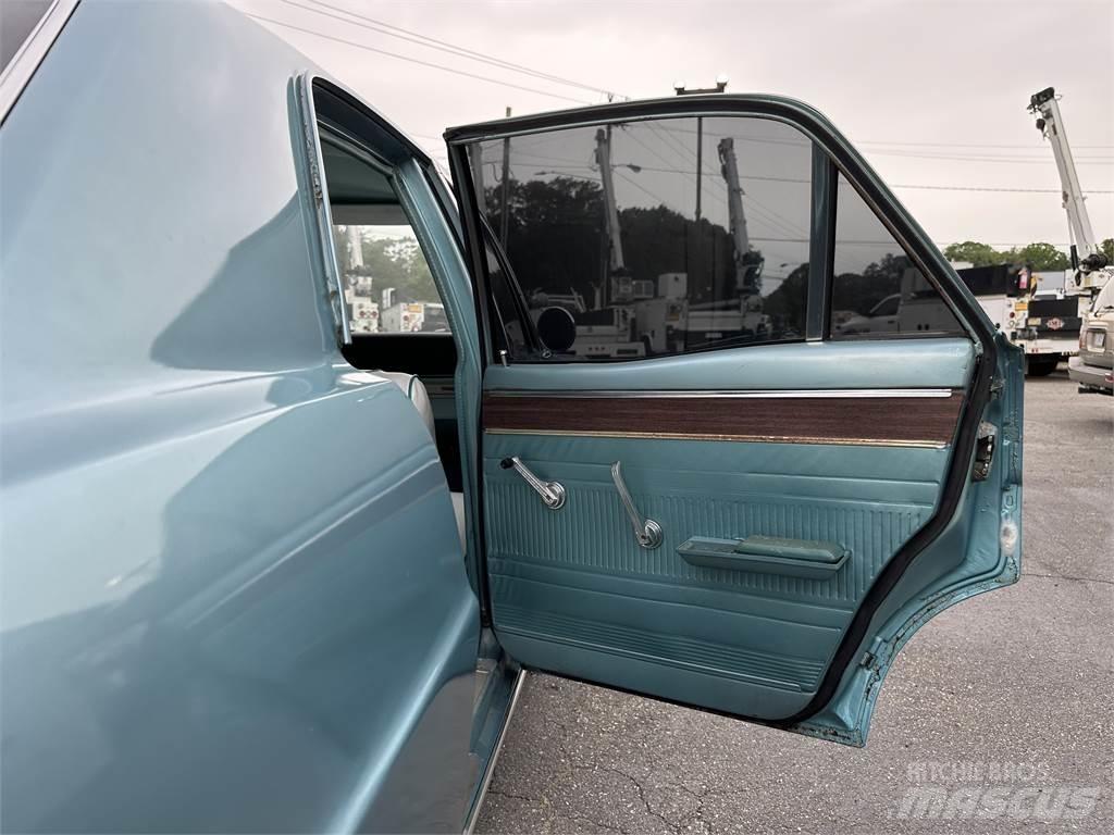 Ford FAIRLANE Inne
