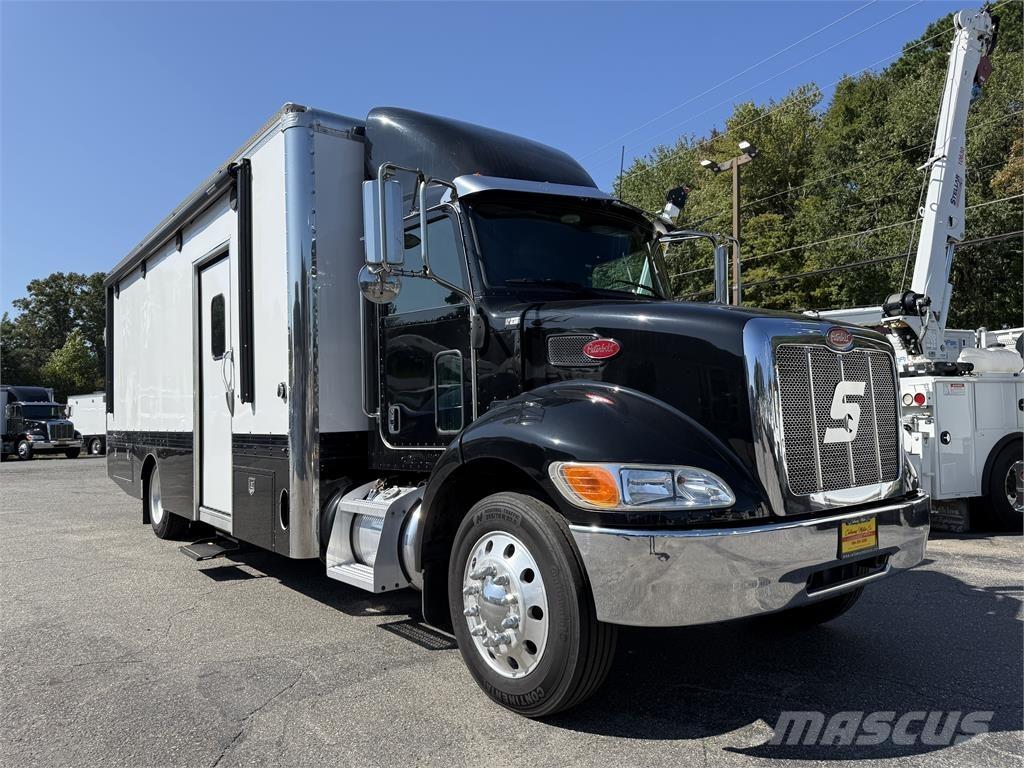 Peterbilt 337 Inne