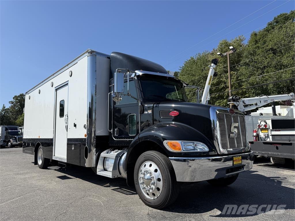 Peterbilt 337 Inne