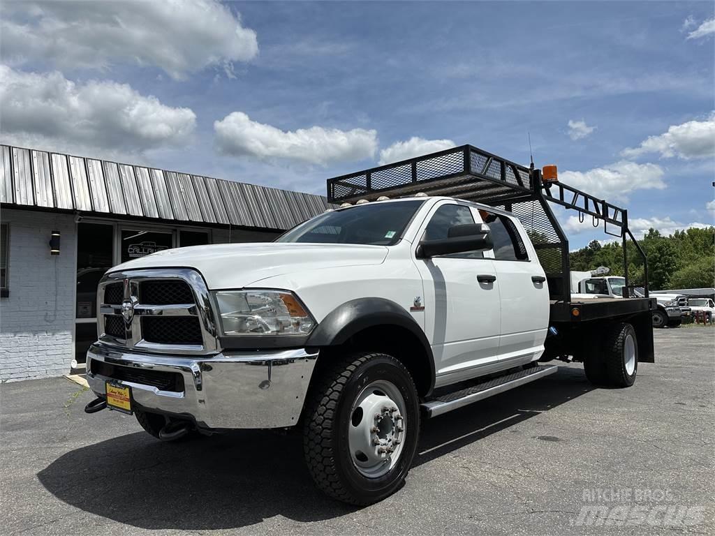 RAM 5500 Ciężarówki typu Platforma / Skrzynia