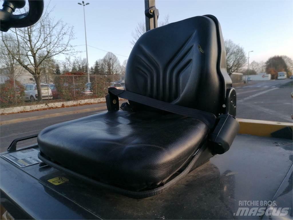 CAT EC25 Wózki widłowe inne