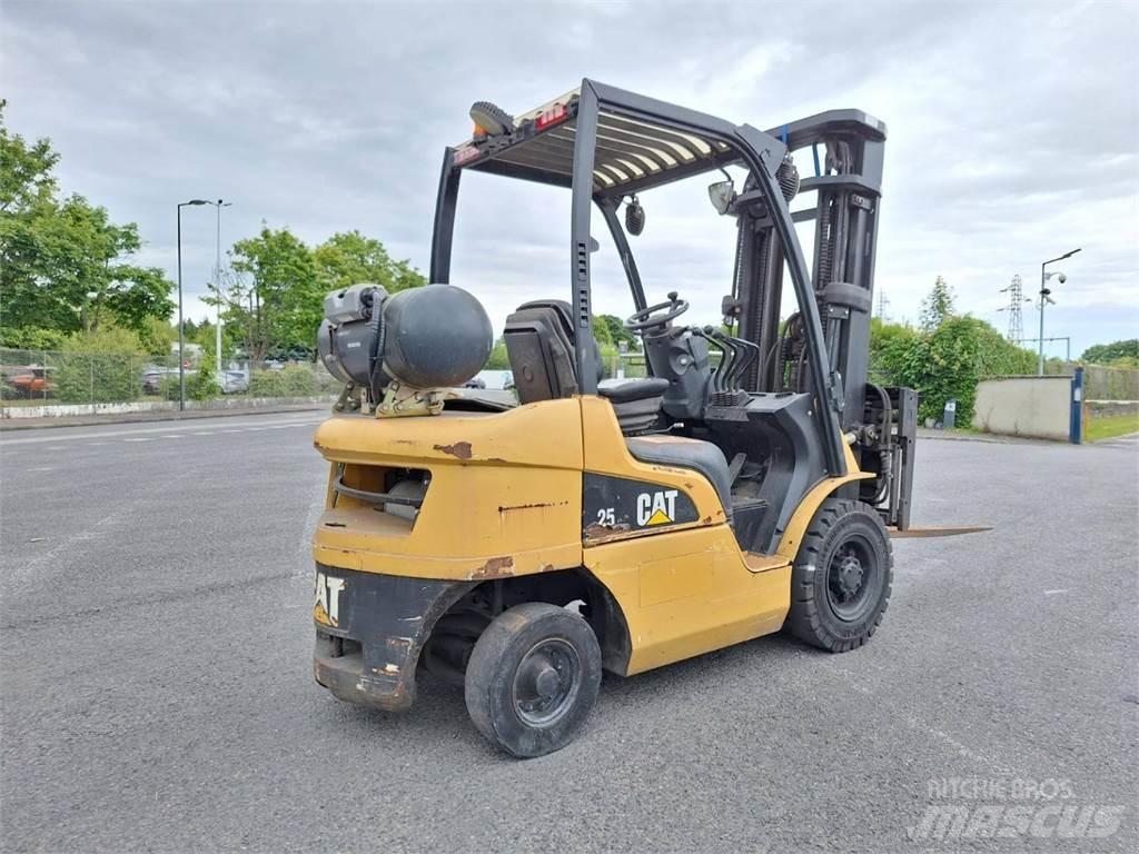 CAT GP25N Wózki widłowe inne