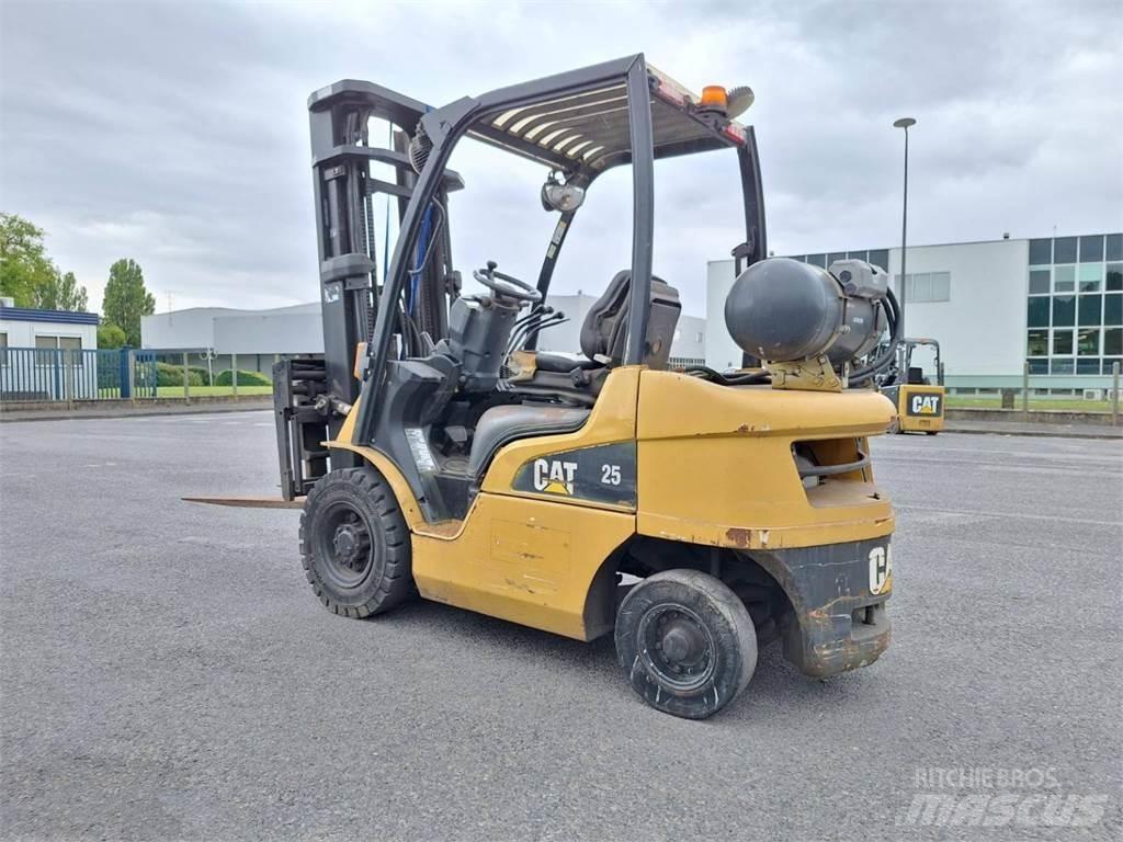 CAT GP25N Wózki widłowe inne