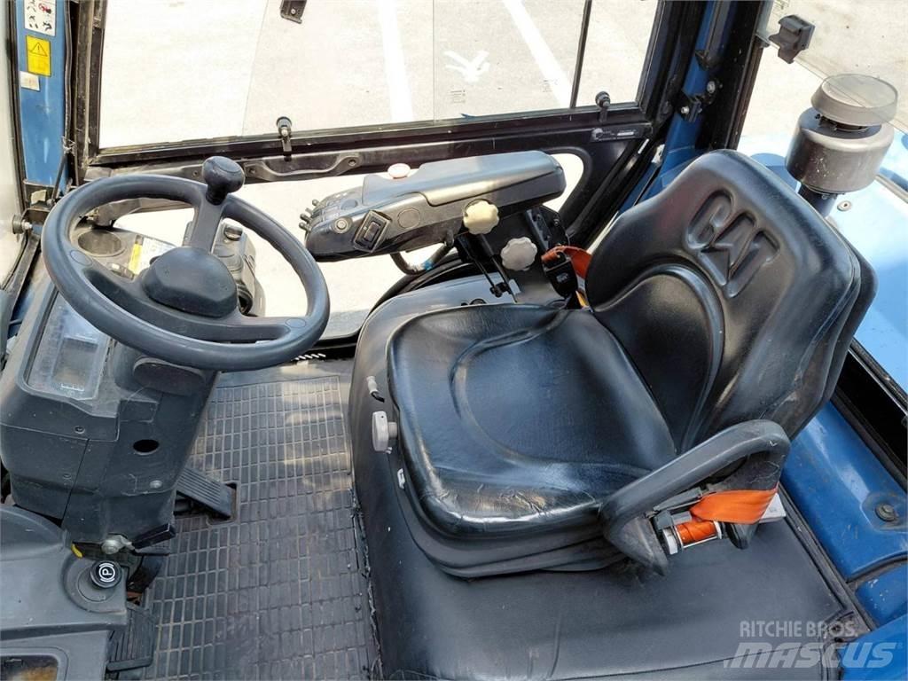 CAT GP50NTD Wózki widłowe inne