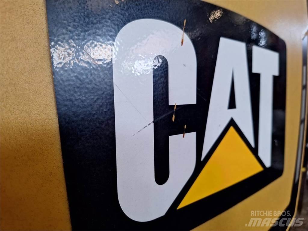 CAT NO20NE Wózki kompletacyjne nisko unoszące