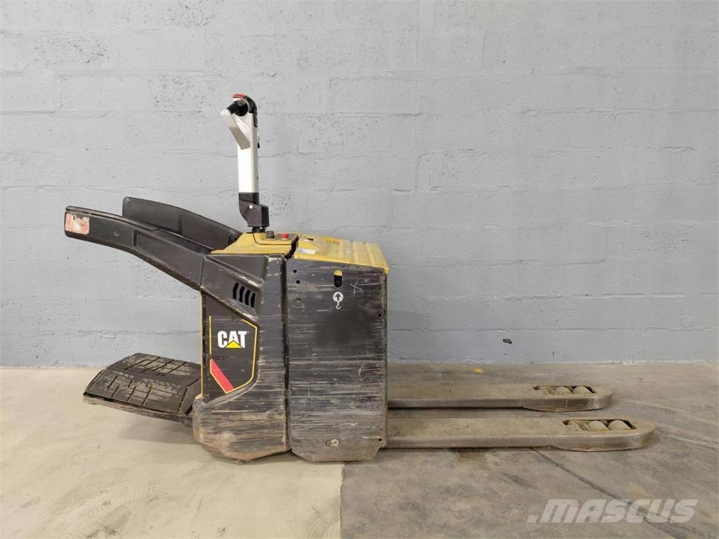 CAT NPV20N2 Samojezdne maszyny do załadunku