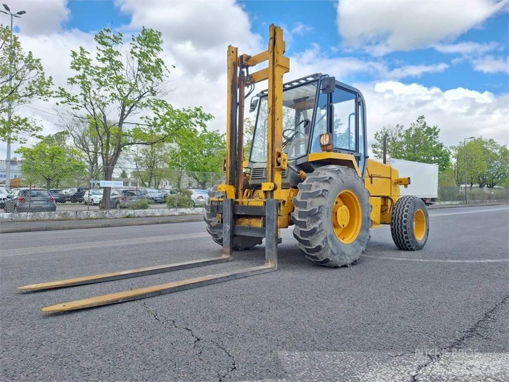 JCB 930-2 Wózki widłowe terenowe