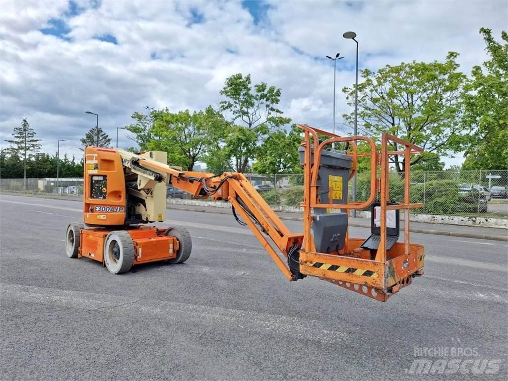 JLG E300AJP Inne podnośniki