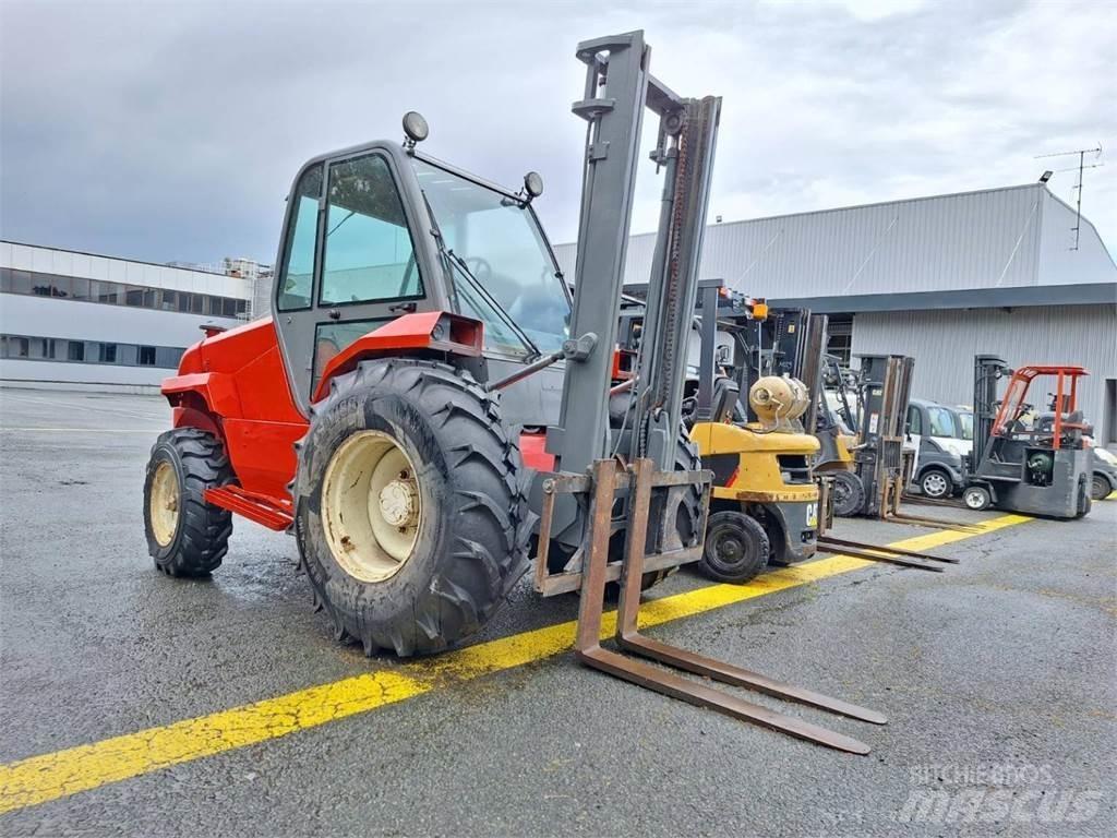 Manitou M30.2 Wózki widłowe terenowe