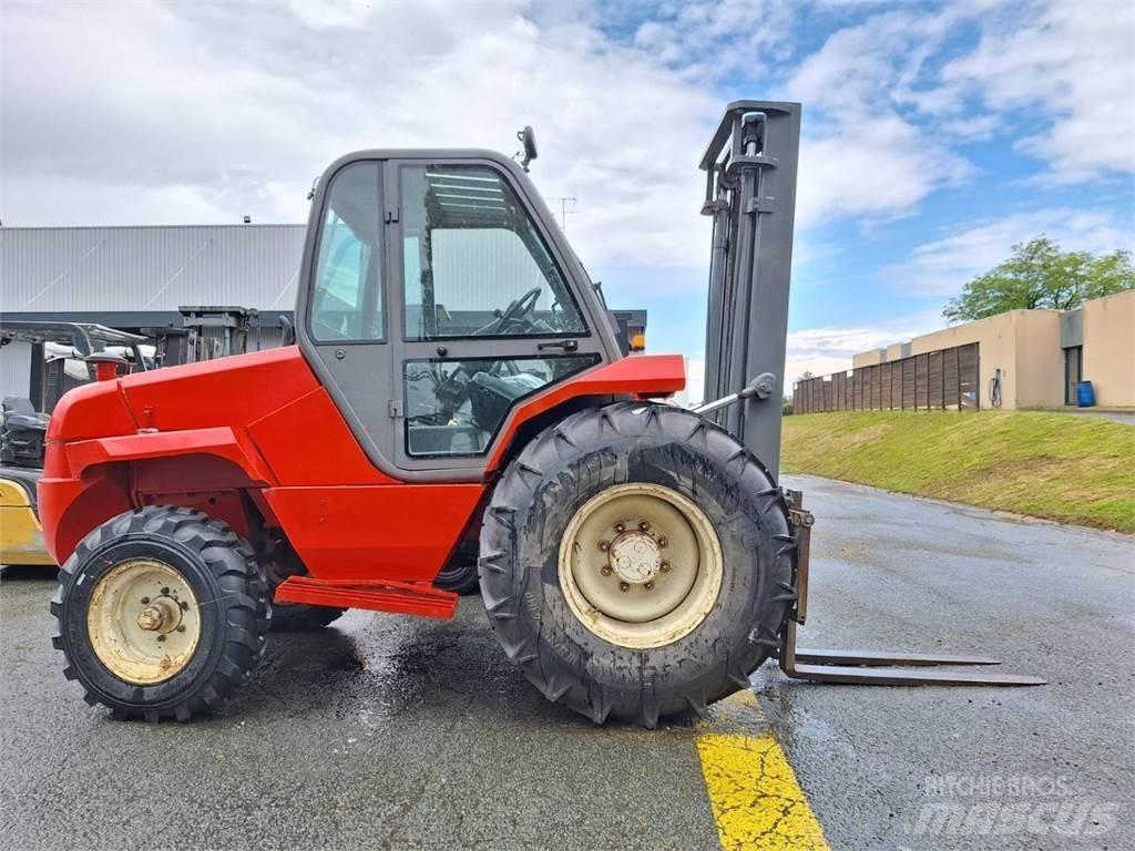 Manitou M30.2 Wózki widłowe terenowe