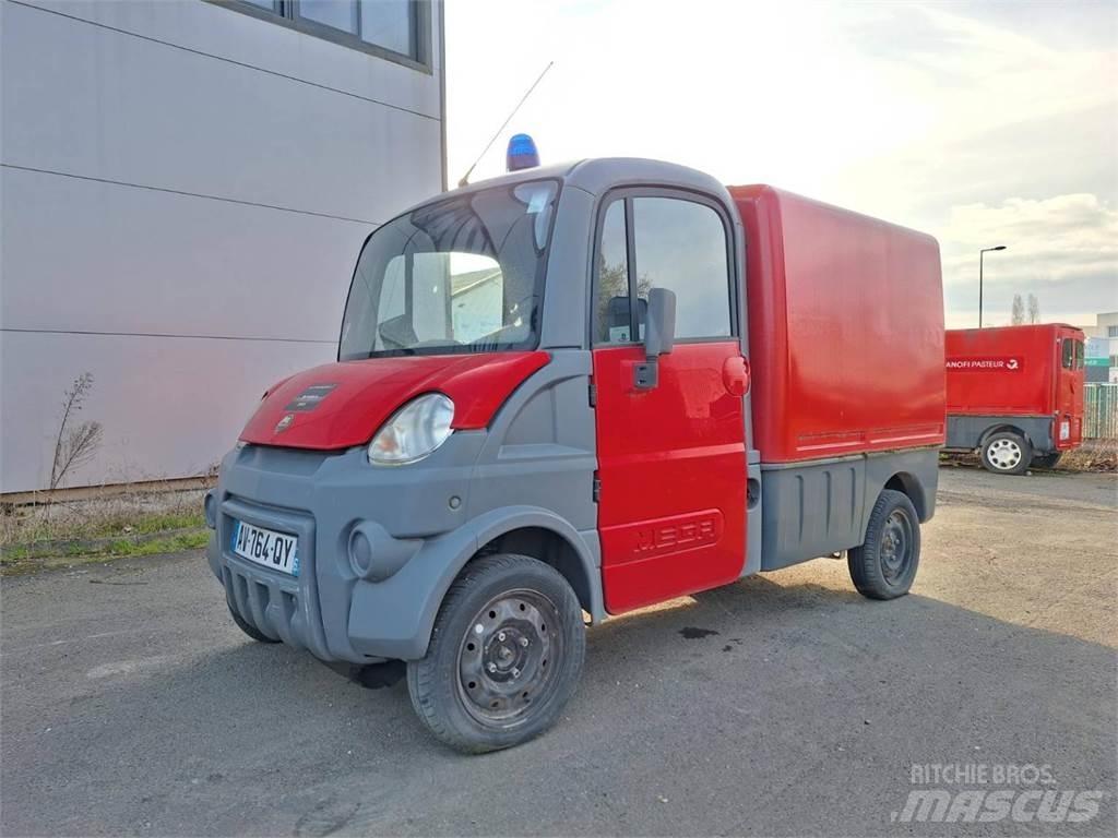 Mega MULTITRUCK Samochody ciężarowe ze skrzynią zamkniętą