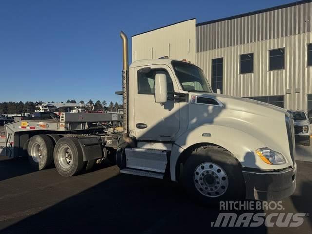 Kenworth T680 Inne