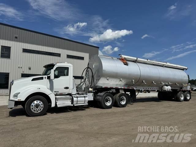 Kenworth T880 Inne