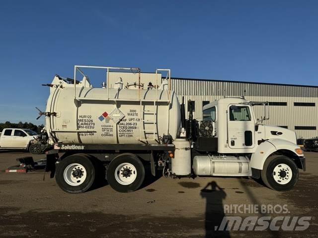 Peterbilt 335 Inne