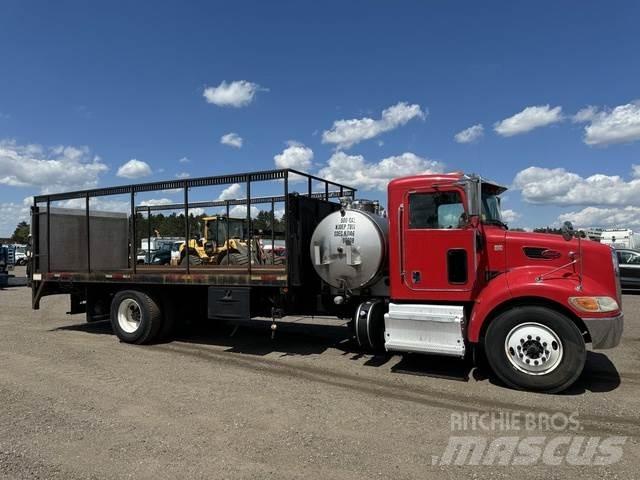 Peterbilt 337 Inne