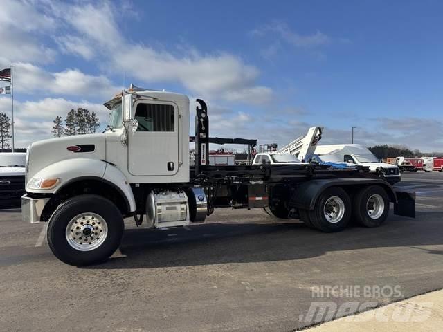 Peterbilt 348 Inne