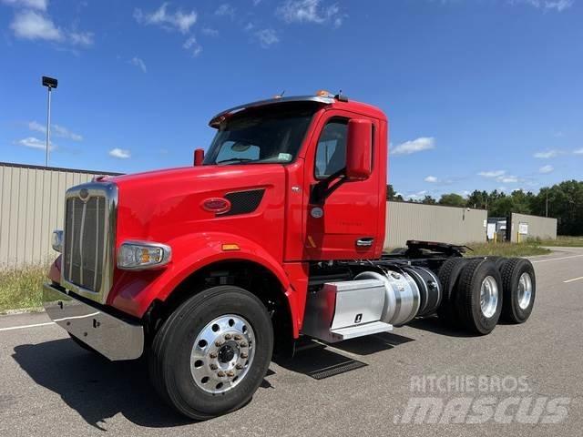 Peterbilt 567 Inne