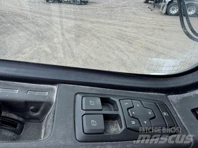 Volvo VHD Inne