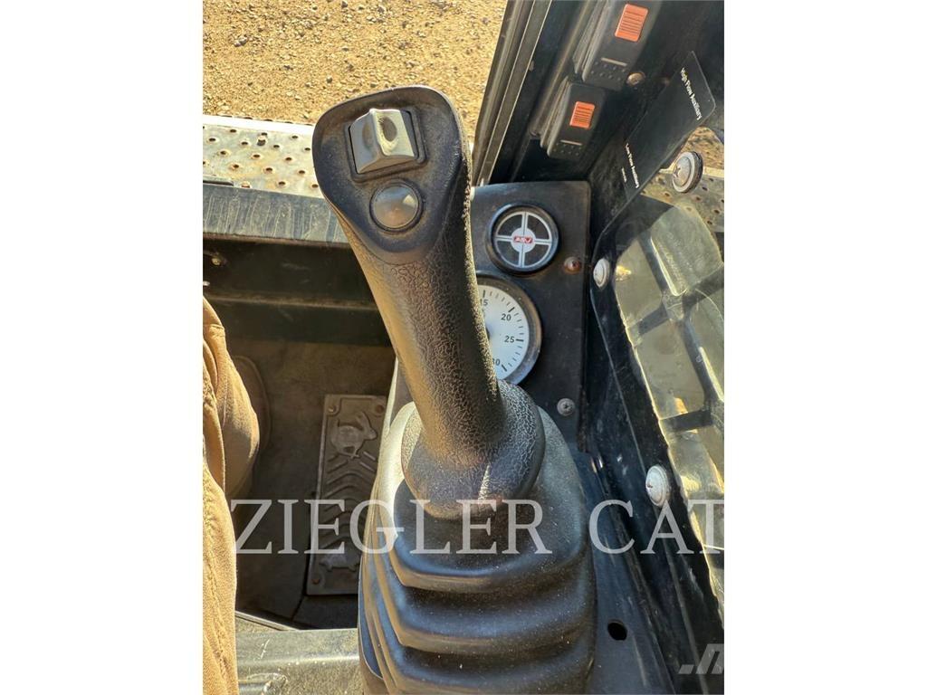 ASV PT80 Ładowarki gąsienicowe