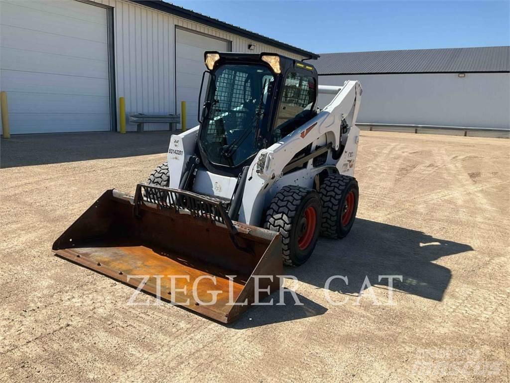 Bobcat A770 Ładowarki burtowe