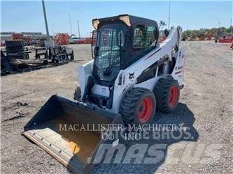 Bobcat S590 Ładowarki burtowe