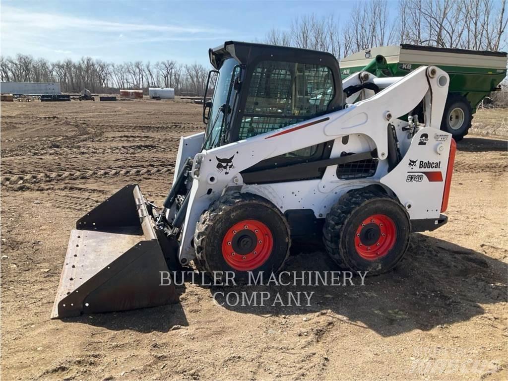 Bobcat S740 Ładowarki burtowe