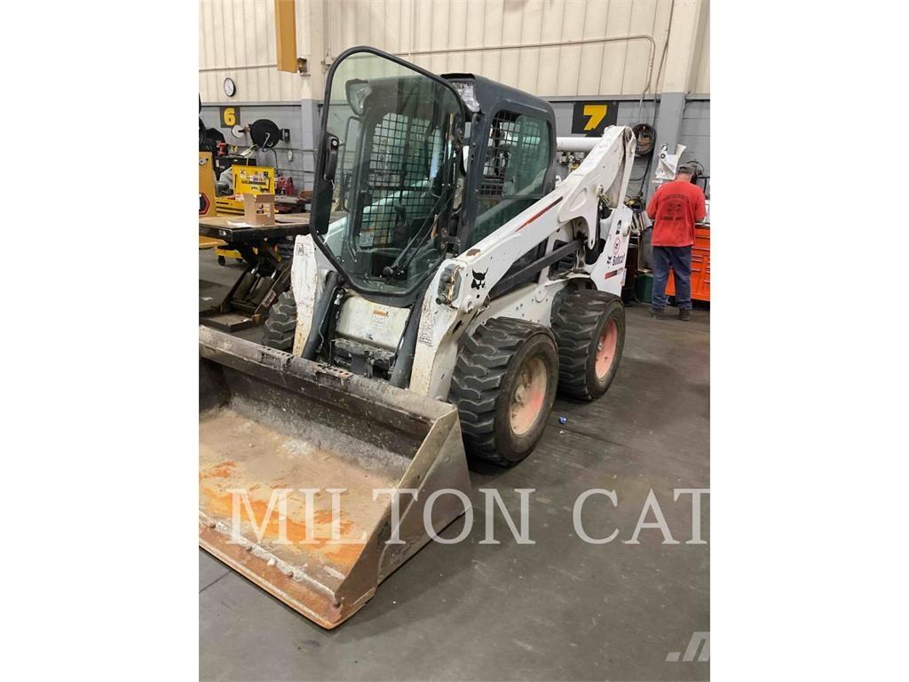 Bobcat S770 Ładowarki burtowe